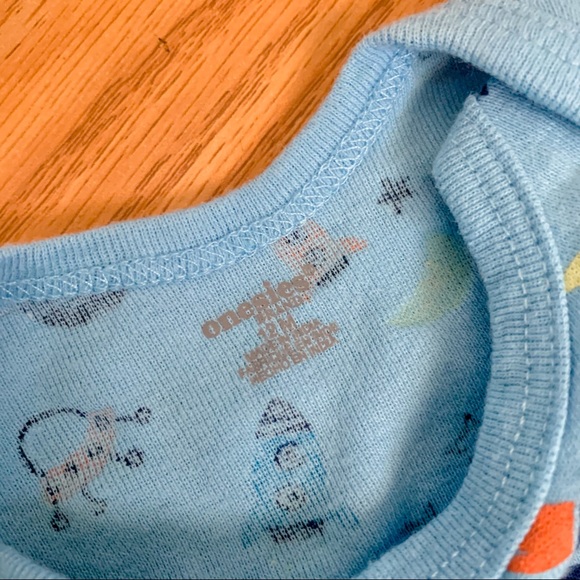 Onesies • Space Print Bodysuit - Picture 4 of 4